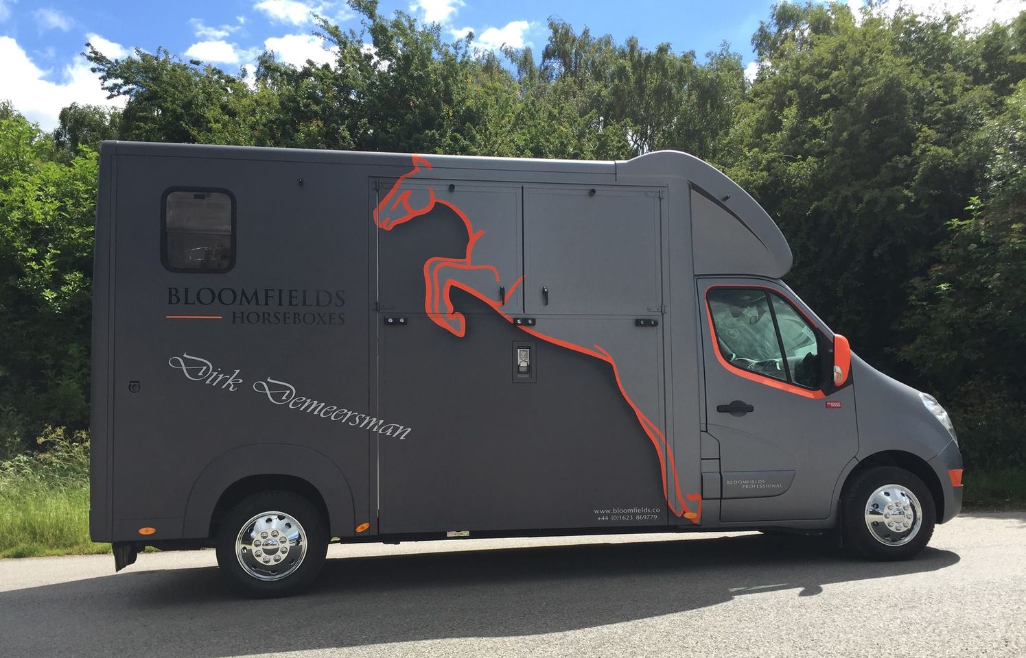 Bloomfields 3.5 Tonne horsebox